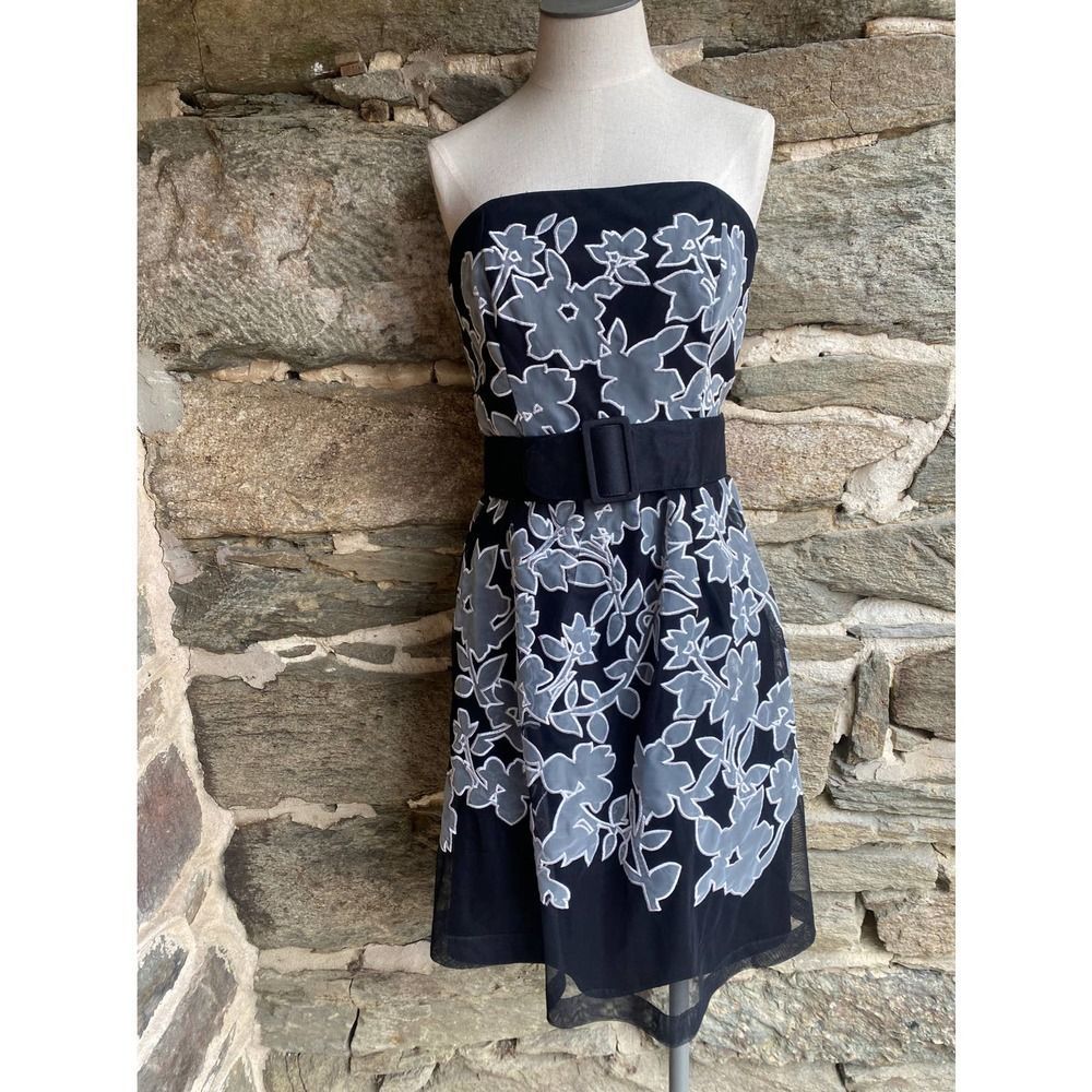 White House Black Market Black and White Brocade Strapless Mini Dress size 0